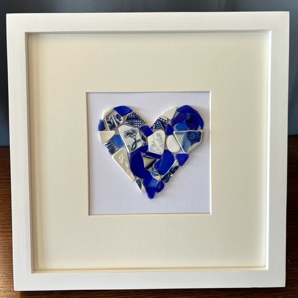 I’ve Got the Blues - Beach Glass Heart Wall Art - Picture 4 of 5